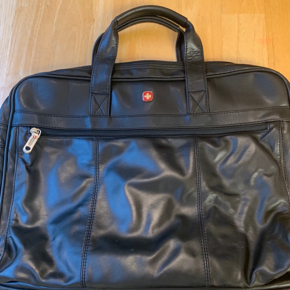 Swiss Gear Wegner Black Leather Briefcase